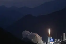 “港中深一号”卫星成功发射，庆贺创校十周年图片