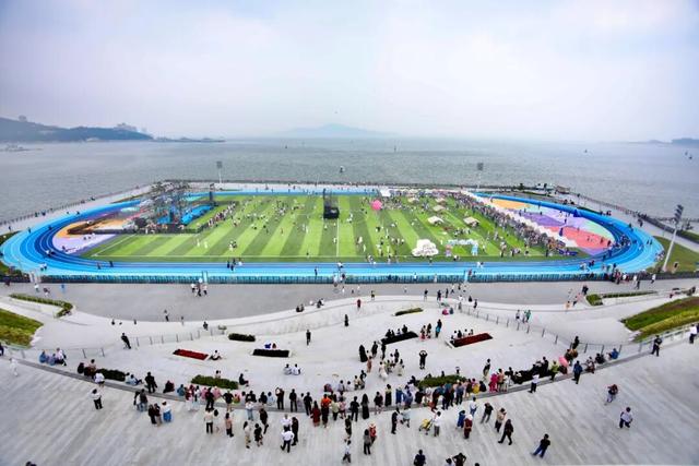 海风开道，秋色伴跑！威海喊你“动起来”~