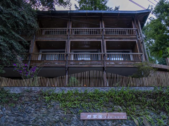躺着就能看日出！加榜梯田日均接待超千名过夜游客