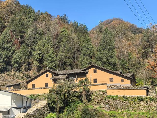 秦巴深处藏古村！朝天河的岁月肌理与烟火长卷