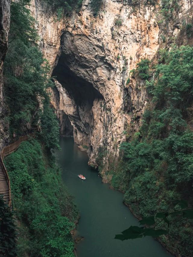 洞见贵州，从织金洞开始