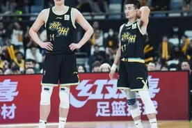 CBA季后赛 | 孙铭徽提前复出 广厦生死战击败山西成功晋级图片