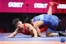 摔跤——亚洲锦标赛：李威宇无缘铜牌图片