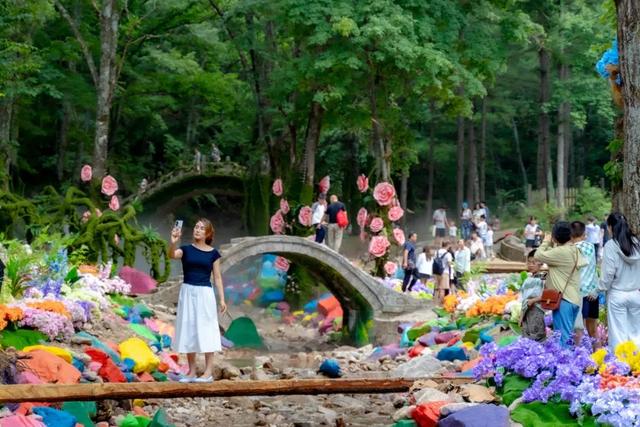 暑假余额告急！学生免门票游白云山，解锁夏日清凉狂欢模式～