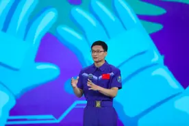 航天员导师太空出差，学生作业咋办？桂海潮说——图片