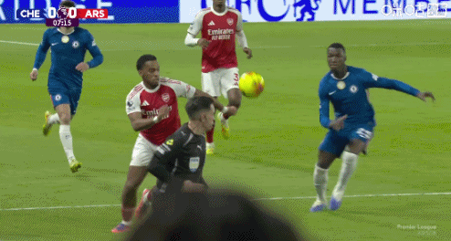 凯塞多蹬踏梅里诺染红前已有两次推人