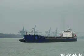 大船深水新阶段！南京港再次实现船舶靠泊吃水深度突破图片