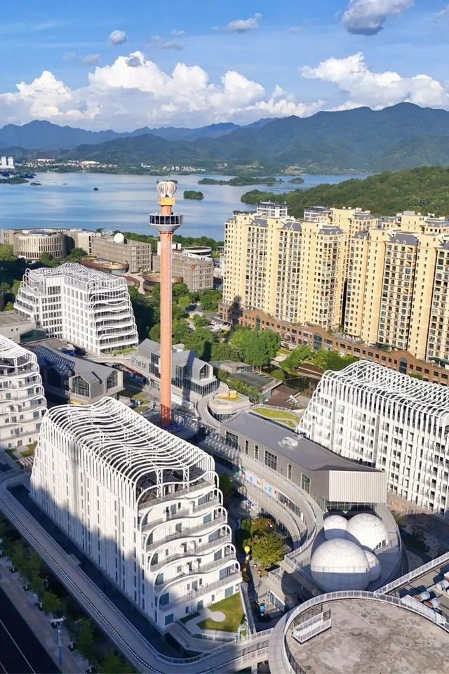 周末别宅家了！乐队驻唱+甘蔗节+夜市 ，这里烟火气拉满～