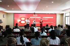 贵阳市南明区举办文艺演出进军营活动图片