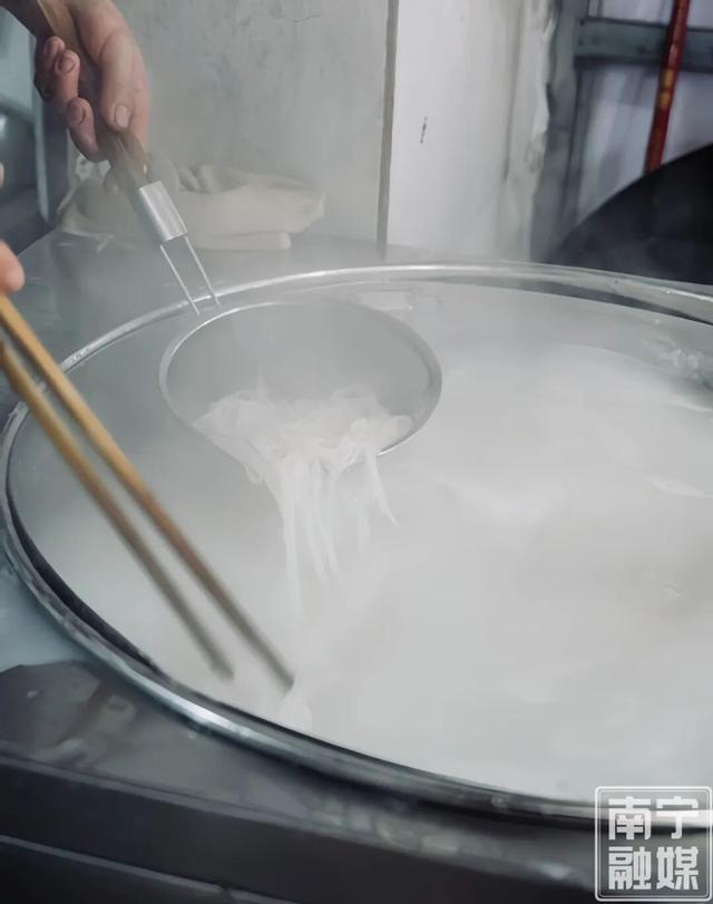 没逛过这里的早市，≈不认识南宁
