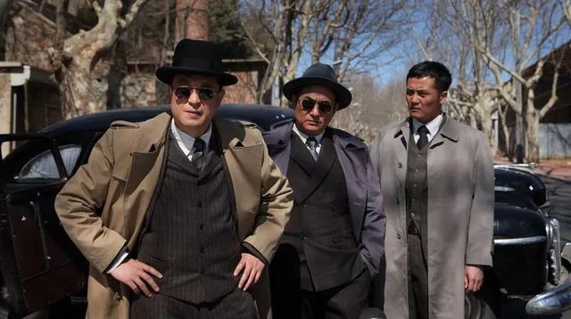 重温经典｜《悬崖》：情感和情怀是作品的灵魂