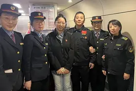 争分夺秒！山西长治5人10分钟完成高铁“黄金救援”图片