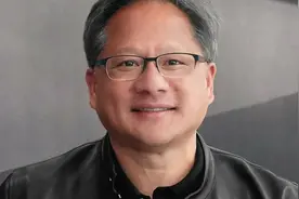 黄仁勋：AI不会完全取代人类在工作中的角色图片