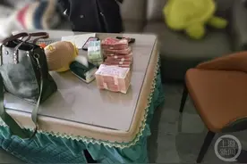 遭遇诈骗不听劝，急死民警了：“美女，这些都是诈骗，搞不得啊！”图片