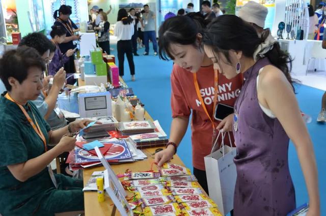 “你好，北京”闪耀第22届中国—东盟博览会旅游展区 全链条入境游服务邀全球共赏首都魅力