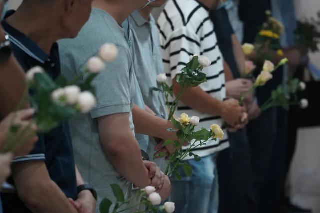 突发意外，杭州老俞离世，年仅51岁！80岁妈妈为一个决定哭了整晚