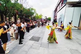 “飞天琵琶”炫动古都 牛肉拉面惊艳路人 兰州文旅资源路演活动亮相西安图片