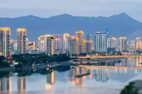 注意和孩子说话的语气图片