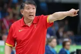 老帅宫鲁鸣出山，中国女篮重回“三从一大”时代？图片