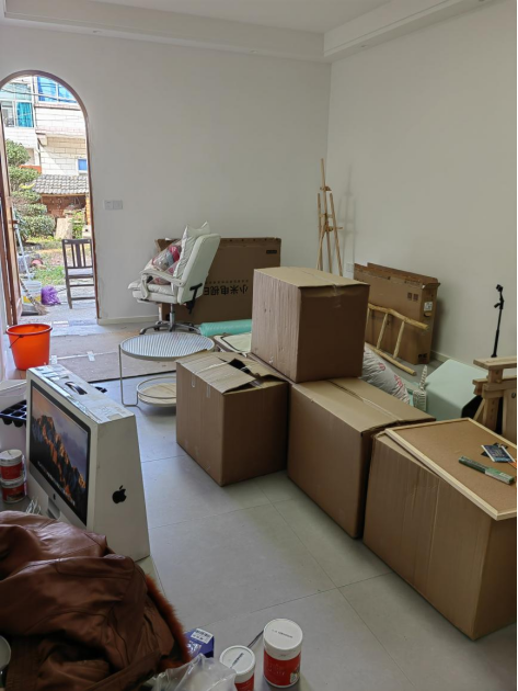 第一批90后住进养老院日常：押金30万，月租3000元