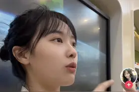 “挖呀挖”儿歌黄老师直播带货，销售额达百万级，网友：流量的尽头就是带货图片