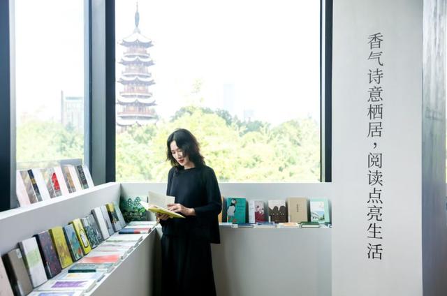 探徐汇｜在塔影香氛里读书，绝美！徐汇又添一？打卡点