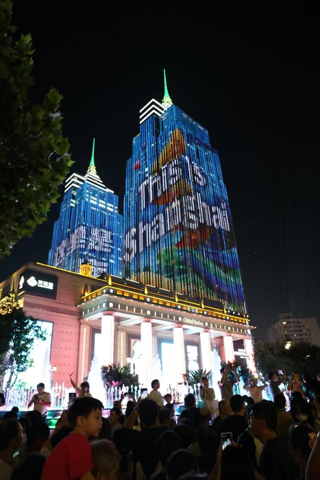 普陀区迎来上海旅游节花车各区首游，12岁环球港一系列首店首发
