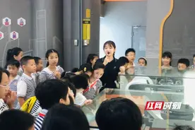 科普场馆行，点亮“科学梦”图片