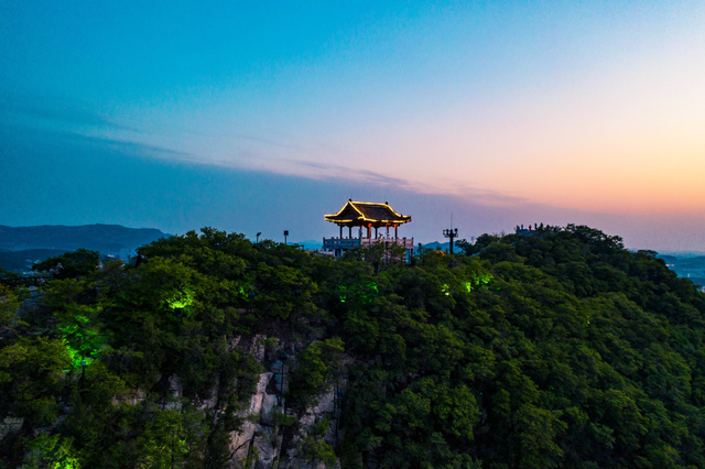 坐着地铁逛济南公园，最新攻略来啦！