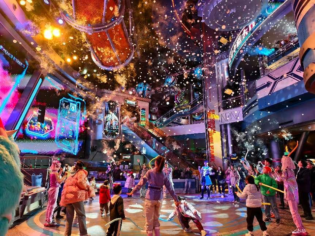 漫天“飘雪”！北京游乐园“天花板”！全龄嗨玩！