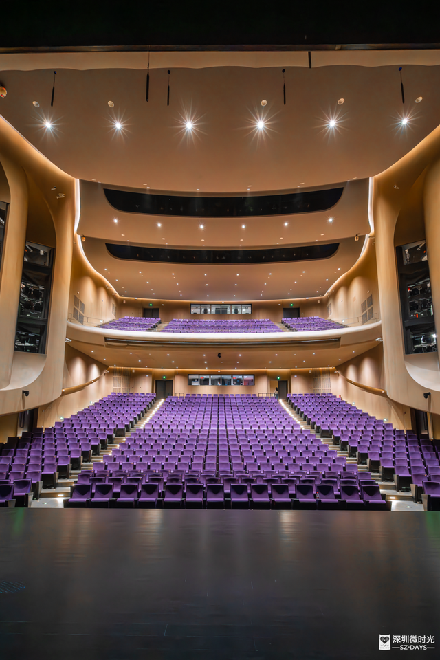 实拍揭秘！9层「垂直文化聚落」，福田新地标