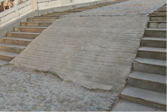 焕新归来！沂水东皋公园：四季有景夜有光 古塔生辉美出圈