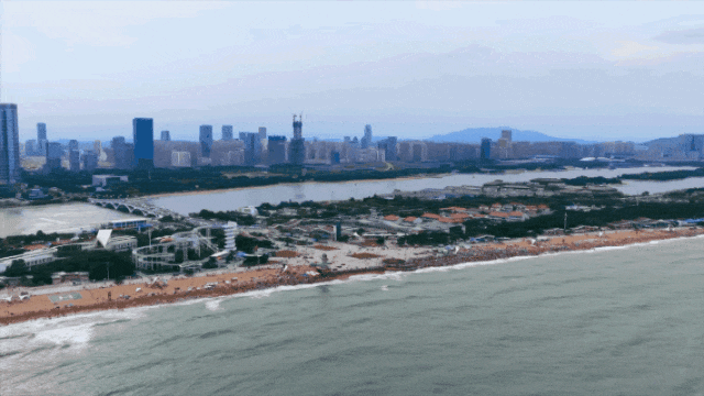 日照海边！“下饺子”模式！今夏顶流避暑地！