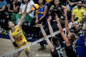 中国女排1比3加拿大女排，遭世联赛首败图片