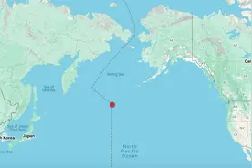 载751辆电动汽车的货轮在北太平洋起火，更多细节曝光图片