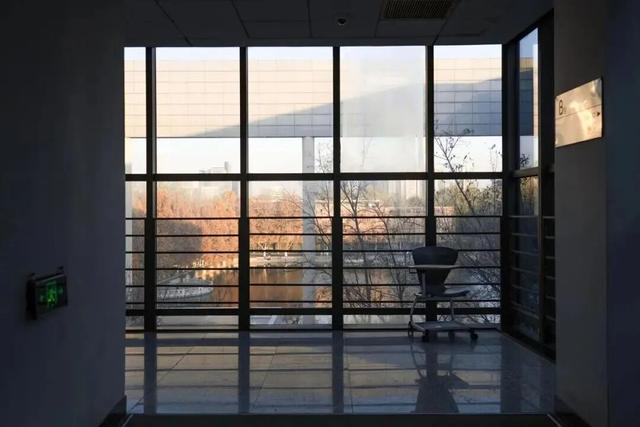 推开南开的窗，你会看到——