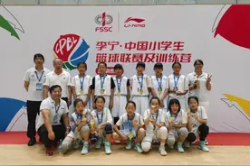 宣威市西宁街道靖外明德小学夺得云南省小学生篮球联赛总冠军图片