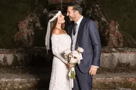 结束十年爱情长跑！46岁布冯与51岁意大利主持人结婚图片