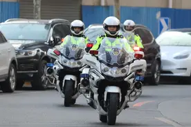 北京有支“巾帼交警铁骑队”，既“飒”又“专”！图片