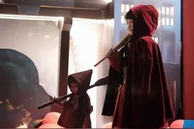 新春看奇幻山城！《雾都奇谭》沉浸式光影艺术展在解放碑开幕图片