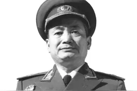 曲靖市红色人物图片