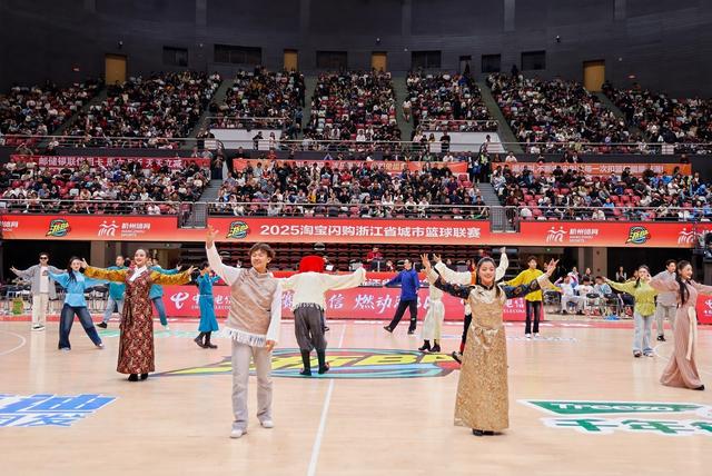 从高原到球场：海西州民族歌舞团在浙BA赛场展现跨越千里文化魅力
