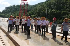 阳春永宁镇：外出打工群众发了条朋友圈，促成家乡新建自来水厂……图片