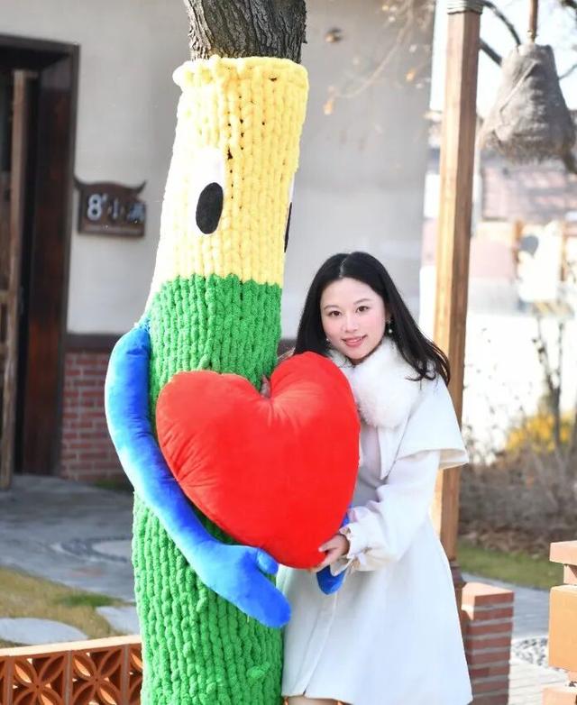 冷҈冷҈冷҈！宿城穿上毛衣啦