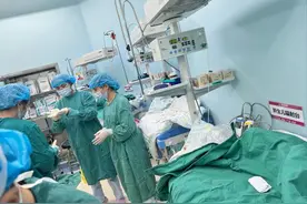 概率低至1.4亿分之一！自然受孕的龙凤三胞胎在湖南省妇幼保健院顺利出生图片