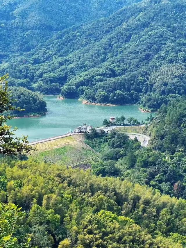 向云端，17分钟，这条云端索道全攻略来啦！