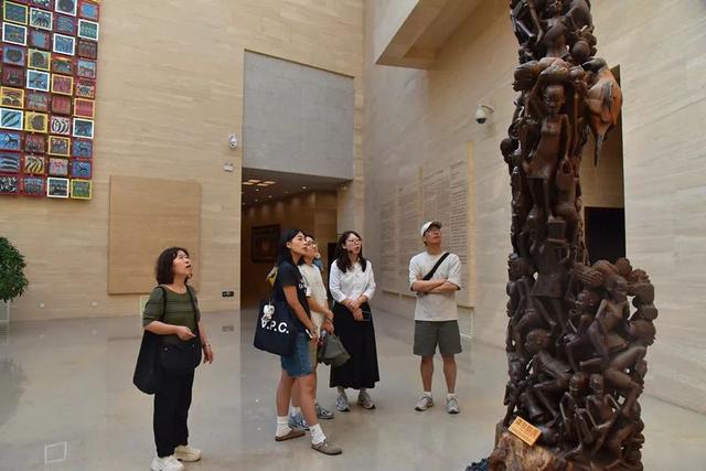 雕塑无界 青春无限 绘就秋日文旅新画卷