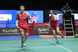 （体育）羽毛球——新加坡公开赛：郑思维/黄雅琼混双夺冠图片
