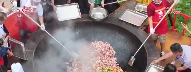 特色文旅IP“美食宴”带火县域秋日经济 全季候、多元化体验激活消费新活力