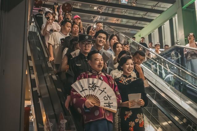 除了跟“陆司令”蹦迪、和“李世民”飙戏，上海千古情到底有什么？